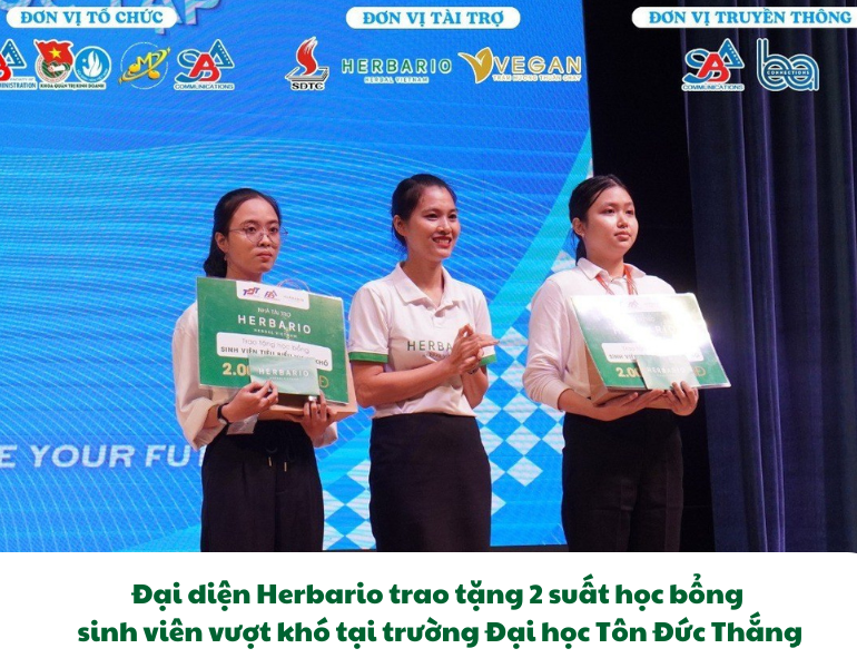 Herbario trao tặng học bổng cho tân sinh viên tiêu biểu vượt khó trong học tập