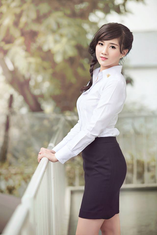 Girl xinh dể thương mà gợi cảm Girl xinh dể thương mà gợi cảm