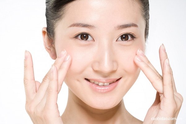 Trị mụn tinh nghệ và mật ong Trị mụn tinh nghệ và mật ong